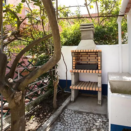 Lemon Tree House * Lisbon